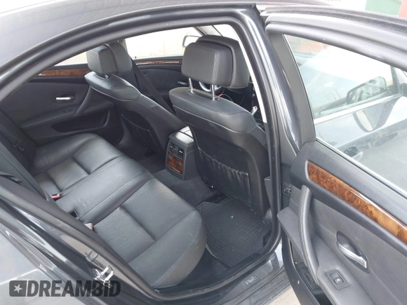 2008 BMW 5 Series 528xi with VIN WBANV13548CZ52379, listed as a IAAI auction lot 42179204 with 152,814 mi miles. Bid and sale history available at carsss.com. Image 8.