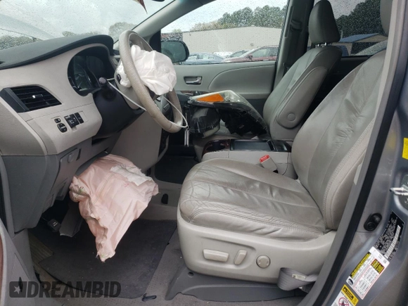 2011 Toyota Sienna XLE AAS with VIN 5TDYK3DC3BS097987, listed as a Copart auction lot 53044035 with 45,865 mi miles and Salvage Title. Bid and sale history available at carsss.com. Image 7.