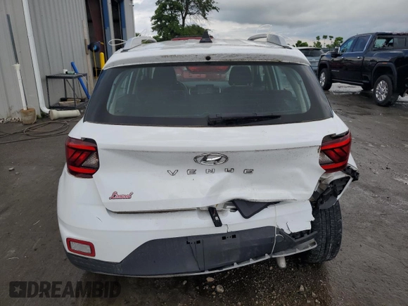 2022 Hyundai Venue SEL with VIN KMHRC8A33NU183976, listed as a Copart auction lot 60306645 with 17,066 mi miles and Salvage title. Bid and sale history available at DreamBid. Image 6.