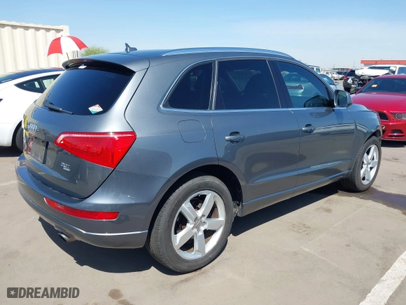 2012 Audi Q5 2.0T Premium Plus with VIN WA1LFAFP1CA127032, listed as a IAAI auction lot 41975841 with 173,719 mi miles. Bid and sale history available at carsss.com. Image 4.