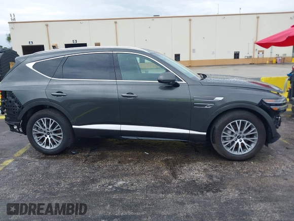 2025 Genesis GV80 Standard z VIN KMUHFESB7SU241172, wystawiony jako IAAI lot #42208893 z przebiegiem 7748 mil mil oraz . Historia ofert i sprzedaży dostępna na DreamBid. Obrazek 14.