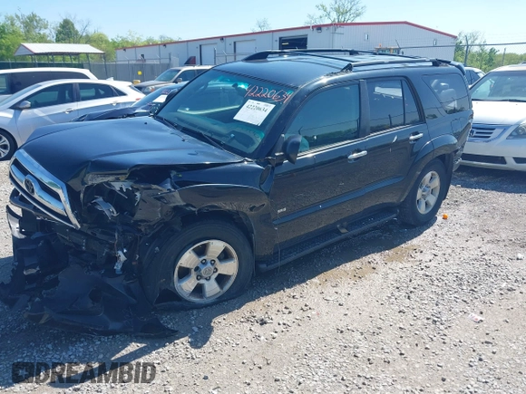 2006 Toyota 4Runner SR5 z VIN JTEZU14R168057081, wystawiony jako IAAI lot #42220634 z przebiegiem 224 022 mil mil oraz . Historia ofert i sprzedaży dostępna na DreamBid. Obrazek 18.