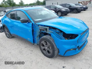2023 Ford Mustang Mach-E Select с VIN 3FMTK1SS1PMA09157, выставлен на аукционе IAAI как лот 42350857 с пробегом 13 057 миль миль и . История ставок и продаж доступна на DreamBid. Изображение 1.