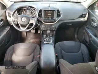 2017 Jeep Cherokee Latitude with VIN 1C4PJMCS7HW525503, listed as a Copart auction lot 58269015 with 110,455 mi miles and Salvage title. Bid and sale history available at DreamBid. Image 8.