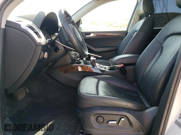 2014 Audi Q5 Premium Plus with VIN WA1LFAFPXEA057288, listed as a Copart auction lot 52636095 with 133,401 mi miles and Salvage Title. Bid and sale history available at carsss.com. Image 7.