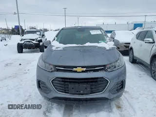 2020 Chevrolet Trax LS with VIN 3GNCJNSB8LL233497, listed as a IAAI auction lot 41645144 with 64,948 mi miles. Bid and sale history available at carsss.com. Image 12.