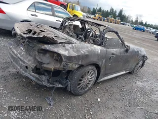 2017 FIAT 124 Spider Elaborazione Abarth z VIN JC1NFAEK7H0104174, wystawiony jako IAAI lot #41700507 z przebiegiem Nie podano mil oraz . Historia ofert i sprzedaży dostępna na DreamBid. Obrazek 4.