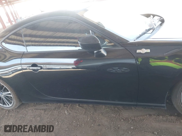 2014 Scion FR-S z VIN JF1ZNAA18E9704218, wystawiony jako IAAI lot #42348298 z przebiegiem 107 122 mil mil oraz . Historia ofert i sprzedaży dostępna na DreamBid. Obrazek 14.