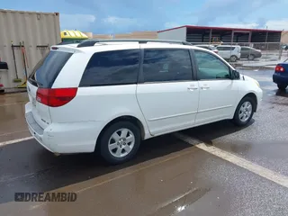 2005 Toyota Sienna CE with VIN 5TDZA23C75S222478, listed as a IAAI auction lot 42087475 with 269,634 mi miles. Bid and sale history available at carsss.com. Image 4.