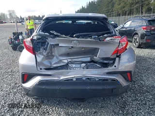 2020 Toyota C-HR LE z VIN JTNKHMBXXL1077939, wystawiony jako IAAI lot #42044122 z przebiegiem 47 140 mil mil oraz . Historia ofert i sprzedaży dostępna na DreamBid. Obrazek 16.