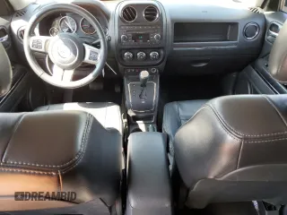 2013 Jeep Patriot Limited z VIN 1C4NJPCB0DD172018, wystawiony jako Copart lot #73355124 z przebiegiem 116 810 mil mil oraz Szkoda całkowita • Salvage title. Historia ofert i sprzedaży dostępna na DreamBid. Obrazek 8.