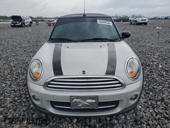 2013 MINI Convertible with VIN WMWZN3C52DT569306, listed as a Copart auction lot 56594535 with 80,247 mi miles and Clean title. Bid and sale history available at DreamBid. Image 5.