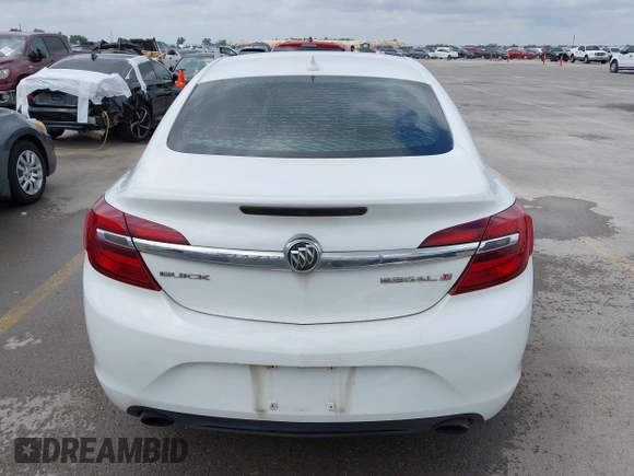 2014 Buick Regal with VIN 2G4GK5EX7E9159120, listed as a IAAI auction lot 42137110 with 188,332 mi miles. Bid and sale history available at carsss.com. Image 17.