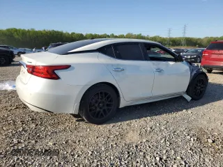 2017 Nissan Maxima SR z VIN 1N4AA6AP2HC384900, wystawiony jako Copart lot #52674365 z przebiegiem Nie podano mil oraz Szkoda całkowita • Salvage title. Historia ofert i sprzedaży dostępna na DreamBid. Obrazek 3.
