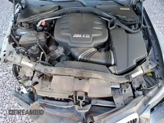2008 BMW 3 Series M3 z VIN WBSWD93518PY41735, wystawiony jako Copart lot #42456645 z przebiegiem 36 437 mil mil oraz Szkoda całkowita • Salvage title. Historia ofert i sprzedaży dostępna na DreamBid. Obrazek 11.