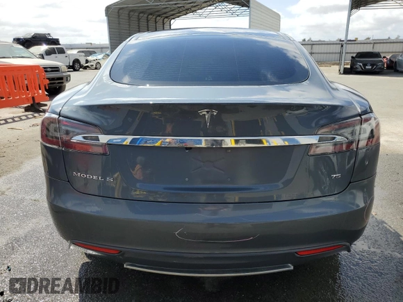 2013 Tesla Model S with VIN 5YJSA1CG9DFP09733, listed as a Copart auction lot 71574474 with 88,163 mi miles and Salvage title. Bid and sale history available at DreamBid. Image 6.