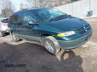 1997 Dodge Caravan SE with VIN 1B4GP44R5VB429251, listed as a IAAI auction lot 41642902 with 186,560 mi miles. Bid and sale history available at carsss.com. Image 1.
