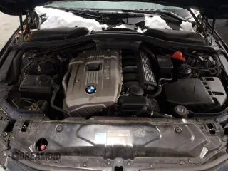 2006 BMW 5 Series 530xi with VIN WBANN73516CN03435, listed as a Copart auction lot 88636495 with 163,780 mi miles and Salvage Title. Bid and sale history available at carsss.com. Image 13.