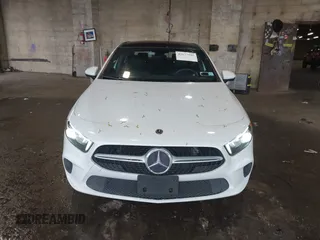 2020 Mercedes-Benz A 220 z VIN W1K3G4EB8LJ207430, wystawiony jako IAAI lot #42177595 z przebiegiem 56 148 mil mil oraz . Historia ofert i sprzedaży dostępna na DreamBid. Obrazek 12.