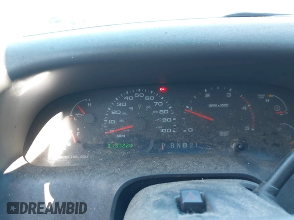 2002 Ford Super Duty F-250 XL with VIN 1FTNW21F52ED15515, listed as a IAAI auction lot 41351889 with 313,722 mi miles. Bid and sale history available at carsss.com. Image 15.
