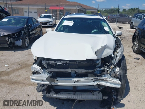 2016 Subaru Outback Limited with VIN 4S4BSENC2G3276266, listed as a IAAI auction lot 42640645 with 125,985 mi miles and . Bid and sale history available at DreamBid. Image 13.