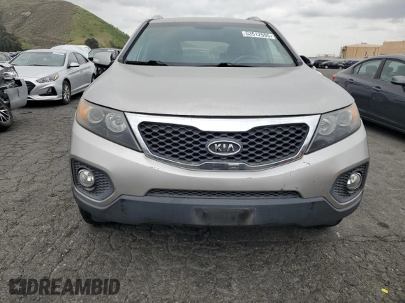 2013 Kia Sorento LX with VIN 5XYKT4A24DG370715, listed as a Copart auction lot 53512595 with 208,550 mi miles and Clean Title. Bid and sale history available at carsss.com. Image 5.
