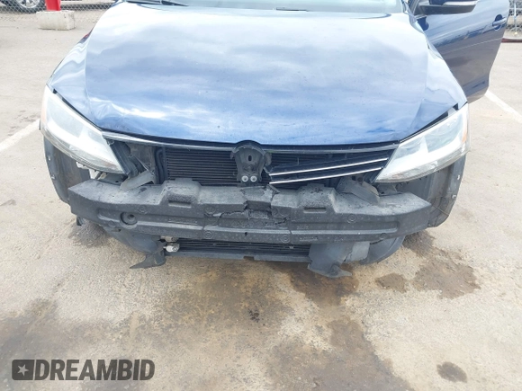 2013 Volkswagen Jetta SE with VIN 3VWDP7AJ0DM223801, listed as a IAAI auction lot 42132060 with 129,652 mi miles and . Bid and sale history available at DreamBid. Image 6.
