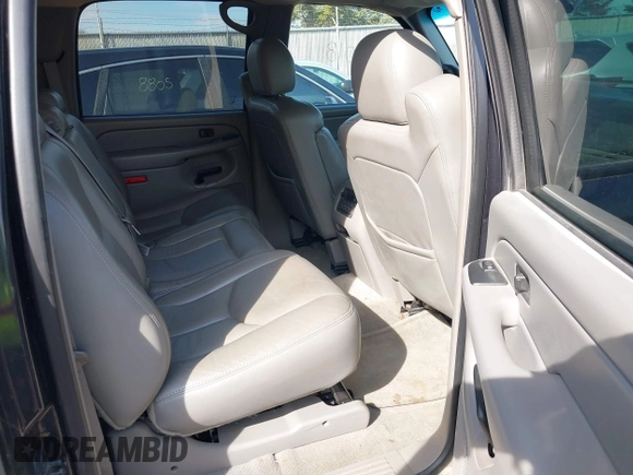 2004 Chevrolet Suburban LT z VIN 1GNFK16Z94J122458, wystawiony jako IAAI lot #41889018 z przebiegiem 180 507 mil mil oraz . Historia ofert i sprzedaży dostępna na DreamBid. Obrazek 8.