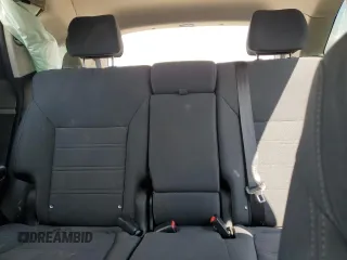 2019 Kia Sorento LX z VIN 5XYPG4A57KG486900, wystawiony jako Copart lot #52674115 z przebiegiem 105 259 mil mil oraz Szkoda całkowita • Salvage title. Historia ofert i sprzedaży dostępna na DreamBid. Obrazek 10.