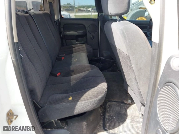 2003 Dodge Ram 1500 ST with VIN 1D7HA18N33S198027, listed as a IAAI auction lot 41747981 with NaN miles. Bid and sale history available at carsss.com. Image 7.
