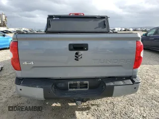 2019 Toyota Tundra SR5 z VIN 5TFHY5F14KX812677, wystawiony jako Copart lot #51691455 z przebiegiem Nie podano mil oraz Szkoda całkowita • Salvage title. Historia ofert i sprzedaży dostępna na DreamBid. Obrazek 6.