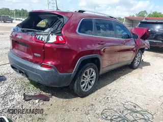 2020 Jeep Cherokee Altitude with VIN 1C4PJLLB3LD586099, listed as a IAAI auction lot 42706250 with 84,848 mi miles and . Bid and sale history available at DreamBid. Image 4.