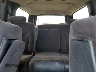 2002 GMC Yukon XL SLT z VIN 3GKFK16Z52G304086, wystawiony jako Copart lot #52407905 z przebiegiem Nie podano mil oraz Szkody całkowita. Historia ofert i sprzedaży dostępna na DreamBid. Obrazek 10.