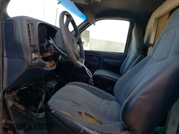 1999 Chevrolet Express Commercial E23 z VIN 1GBHG31R9X1028241, wystawiony jako Copart lot #59120343 z przebiegiem 186 513 mil mil oraz Nie do naprawy • Non repairable. Historia ofert i sprzedaży dostępna na DreamBid. Obrazek 7.