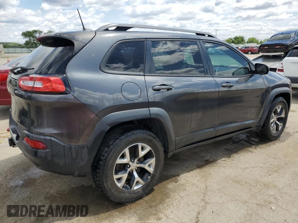 2016 Jeep Cherokee Trailhawk z VIN 1C4PJMBS3GW101588, wystawiony jako Copart lot #56738115 z przebiegiem 88 308 mil mil oraz Szkoda całkowita • Salvage title. Historia ofert i sprzedaży dostępna na DreamBid. Obrazek 3.