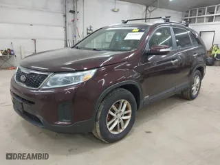 2015 Kia Sorento LX with VIN 5XYKTDA73FG653329, listed as a IAAI auction lot 41931897 with 96,088 mi miles. Bid and sale history available at carsss.com. Image 17.