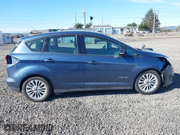 2018 Ford C-Max SE with VIN 1FADP5AU1JL105146, listed as a IAAI auction lot 41889132 with 45,054 mi miles. Bid and sale history available at carsss.com. Image 14.