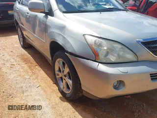 2006 Lexus RX 400h z VIN JTJHW31U960006826, wystawiony jako IAAI lot #42231108 z przebiegiem 319 742 mil mil oraz . Historia ofert i sprzedaży dostępna na DreamBid. Obrazek 6.