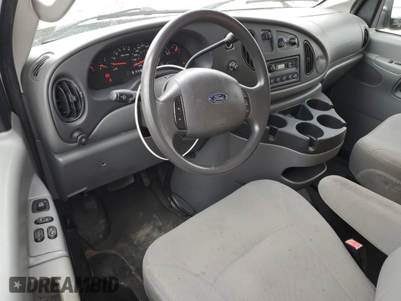 2008 Ford Econoline Cargo Commercial with VIN 1FTNE24W38DA68119, listed as a Copart auction lot 53329525 with 174,174 mi miles and Clean Title. Bid and sale history available at DreamBid. Image 8.