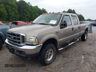 2003 Ford F-250 XL z VIN 1FTNW21L03EB30196, wystawiony jako IAAI lot #42399663 z przebiegiem 281 014 mil mil oraz . Historia ofert i sprzedaży dostępna na DreamBid. Obrazek 2.