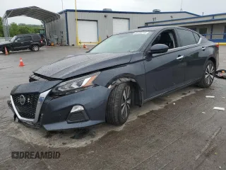 2021 Nissan Altima SV z VIN 1N4BL4DV6MN316465, wystawiony jako Copart lot #56168215 z przebiegiem 50 472 mil mil oraz Szkoda całkowita • Salvage title. Historia ofert i sprzedaży dostępna na DreamBid. Obrazek 1.