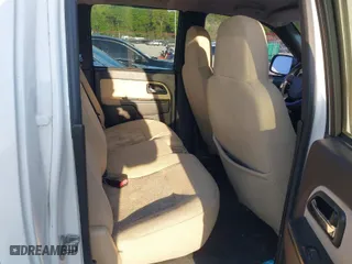 2008 Chevrolet Colorado LT w/1LT with VIN 1GCDT33E888218606, listed as a IAAI auction lot 42033908 with 245,603 mi miles. Bid and sale history available at carsss.com. Image 8.
