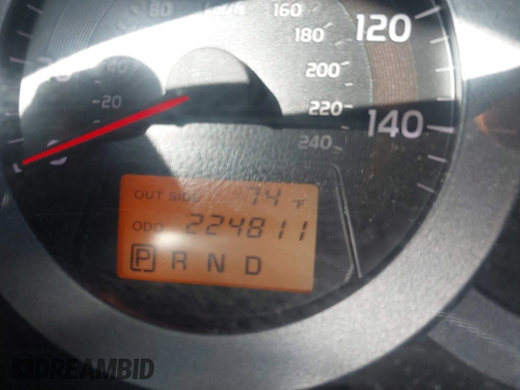 2007 Toyota RAV4 with VIN JTMBK33V476016205, listed as a IAAI auction lot 41685885 with 224,811 mi miles. Bid and sale history available at carsss.com. Image 7.