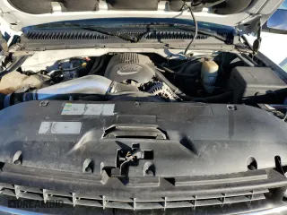 2002 Chevrolet Silverado 1500 LT with VIN 2GCEK19T221300990, listed as a Copart auction lot 42917505 with 254,897 mi miles and Non Repairable. Bid and sale history available at carsss.com. Image 13.