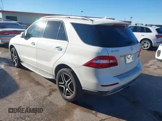 2013 Mercedes-Benz M 350 with VIN 4JGDA2EB5DA143493, listed as a IAAI auction lot 41290758 with 181,787 mi miles and . Bid and sale history available at DreamBid. Image 3.