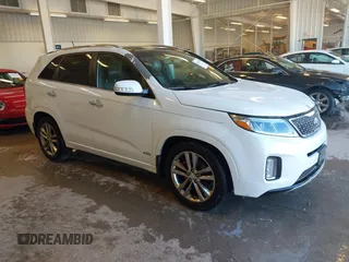 2014 Kia Sorento SX Limited with VIN 5XYKWDA72EG438837, listed as a IAAI auction lot 41413408 with 180,904 mi miles. Bid and sale history available at carsss.com. Image 1.
