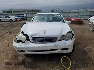 2001 Mercedes-Benz C 320 z VIN WDBRF64J41F032524, wystawiony jako Copart lot #54593195 z przebiegiem 108 126 mil mil oraz Szkoda całkowita • Salvage title. Historia ofert i sprzedaży dostępna na DreamBid. Obrazek 5.