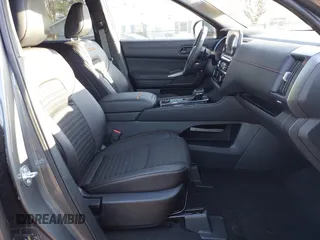 2024 Nissan Pathfinder Rock Creek with VIN 5N1DR3BD8RC291069, listed as a IAAI auction lot 41947839 with 2,047 mi miles and . Bid and sale history available at DreamBid. Image 5.