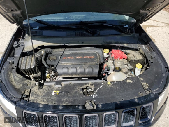 2021 Jeep Compass Trailhawk with VIN 3C4NJDDB7MT598280, listed as a Copart auction lot 58241695 with 116,928 mi miles and Salvage title. Bid and sale history available at DreamBid. Image 12.