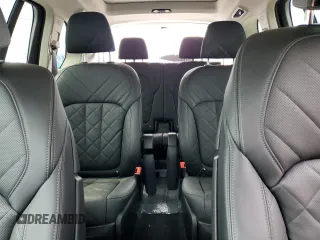 2023 BMW X7 xDrive40i z VIN 5UX23EM08P9N85017, wystawiony jako Copart lot #54537515 z przebiegiem 42 411 mil mil oraz Szkody całkowita. Historia ofert i sprzedaży dostępna na DreamBid. Obrazek 10.